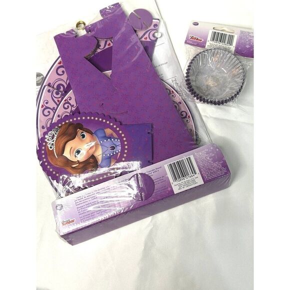Disney Sofia the First cupcake tower with cupcake liners - Picture 6 of 8
